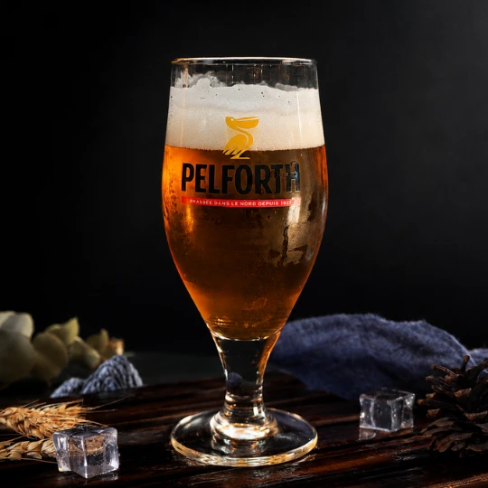 Bière blonde Pelforth