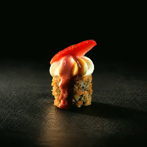 h115 - Hoso maki frit fraises